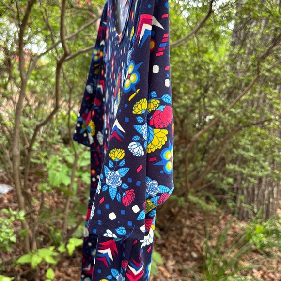 LuLaRoe Floral Blue SS Midi Dress Geometric Designs Triangles Circles Flowers XL - Picture 5 of 12